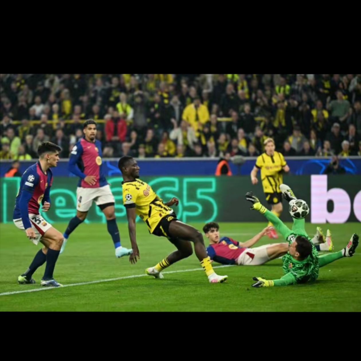 9Game-赛后突围战来临；多特蒙德围绕葡超门线救险；气氛紧张；纪律约束更严格的简单介绍